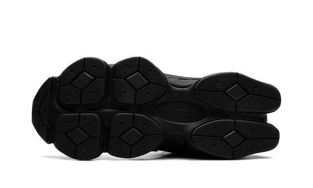 New Balance 9060 Triple Black